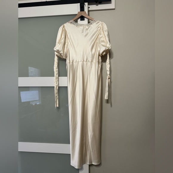 Reformation Stella Silk Gown Petite Size 12 - Picture 4 of 5